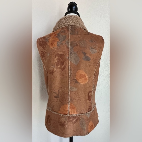 County Clothing Company Vest - Picture 4 of 15